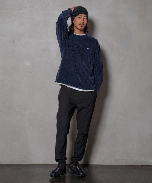 HEREIAM(ヘレイアム)の「【HEREIAM】ユニセックス/ムースモールクルーネックニット(ニット/セーター・メンズ・インディゴブルー/ベージュ系/チャコール・MEDIUM/LARGE)」の19枚目の写真