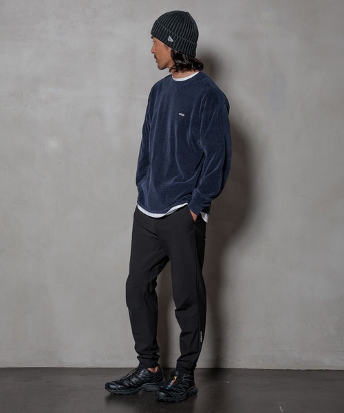HEREIAM(ヘレイアム)の「【HEREIAM】ユニセックス/ムースモールクルーネックニット(ニット/セーター・メンズ・インディゴブルー/ベージュ系/チャコール・MEDIUM/LARGE)」の20枚目の写真