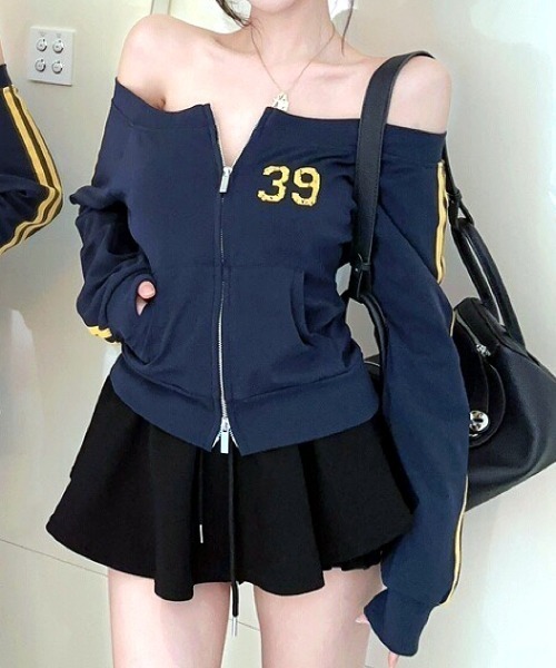 SHEENA(シーナ)の「【秋冬新作】ラインスリーブダブルジップオフショルトップス(Tシャツ/カットソー・レディース・ネイビー/ブラック・M)」の13枚目の写真