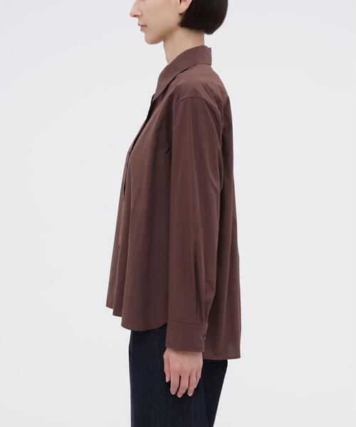 MARGARET HOWELL(マーガレットハウエル)の「FINE COUNT COTTON POPLIN(シャツ/ブラウス・レディース・ブラウン・2/1)」の5枚目の写真