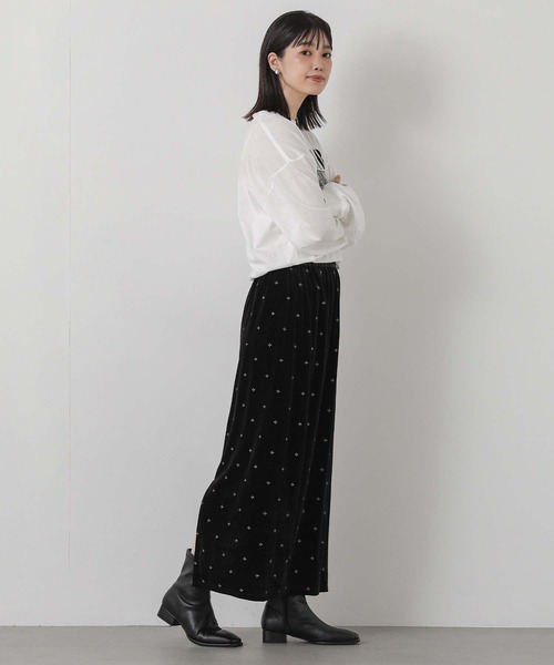 Gready Brilliant(グレディブリリアン)の「ベロア刺繍タイトスカート(スカート・レディース・ブラック・FREE)」の5枚目の写真