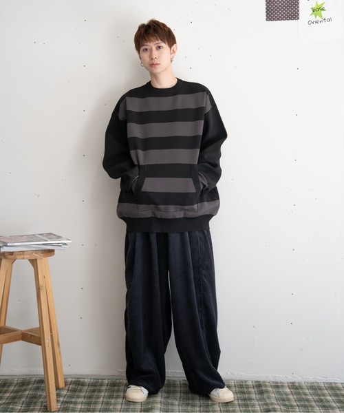 bashful base Oriental（バッシュフルベースオリエンタル）の「【bbO】ビッグシルエットワイドボーダーニットトップス（ニット/セーター・メンズ・オフホワイト/ブラウン/ブラック・MEDIUM/LARGE）」の7枚目の写真