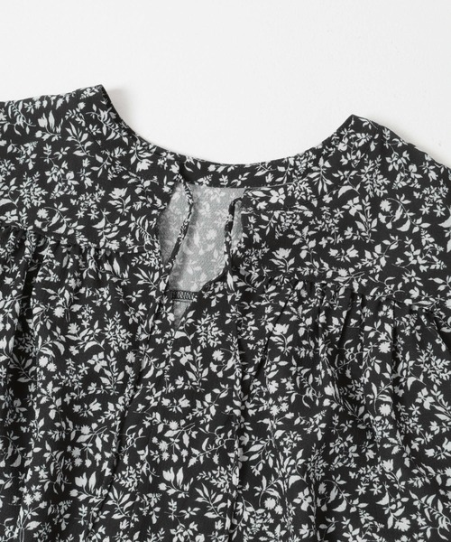 URBAN RESEARCH ROSSO WOMEN（アーバンリサーチ　ロッソ）の「スモールフラワープリントブラウス（シャツ/ブラウス・レディース・ブラック系その他/イエロー・FREE）」の19枚目の写真