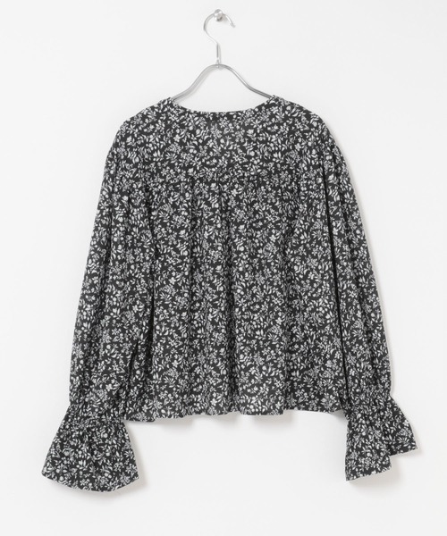 URBAN RESEARCH ROSSO WOMEN（アーバンリサーチ　ロッソ）の「スモールフラワープリントブラウス（シャツ/ブラウス・レディース・ブラック系その他/イエロー・FREE）」の20枚目の写真