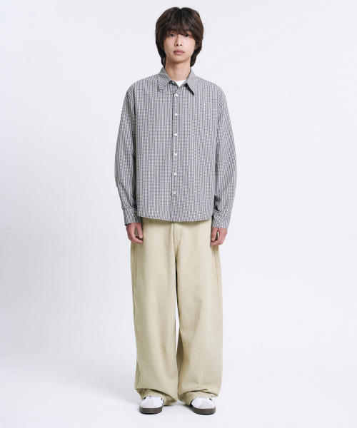 MOOVN(ムブン)の「カーブドワイドチノパンツ ベージュ(その他パンツ・レディース・その他・SMALL/MEDIUM/LARGE)」の2枚目の写真