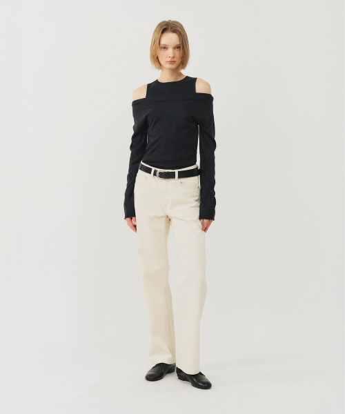 LOOKAST(ルックキャスト)の「101 ESSENTIALS カラー ストレートフィットデニムパンツ_IVORY / 101 ESSENTIAL COLOR STRAIGHT DENIM PANTS_IVORY(デニムパンツ・レディース・アイボリー・SMALL/MEDIUM)」の2枚目の写真