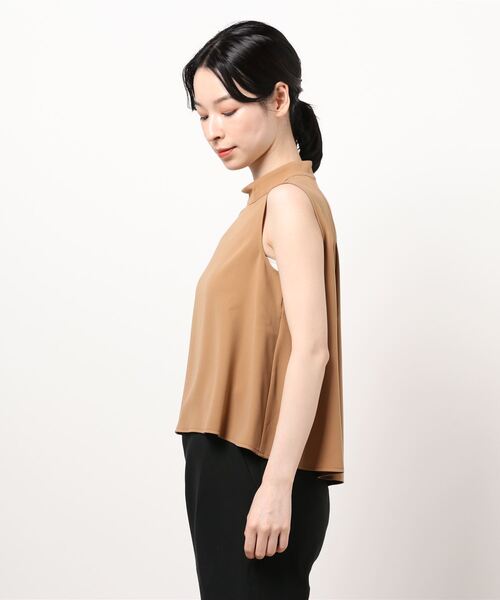 アイリーニソフトボトルネックブラウス