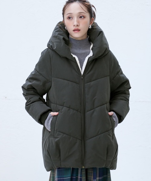 osharewalker(オシャレウォーカー)の「『コクーンショールカラー中綿ブルゾン』(ブルゾン・レディース・ブラック・2/1)」の1枚目の写真