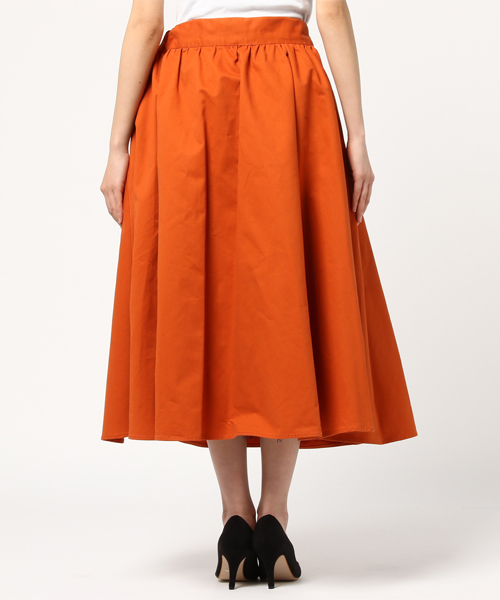 Ameri（アメリ）の「【STUDIOUS×AMERI】別注NATALIE 2WAY FLARE SKIRT（スカート・レディース・オレンジ/ネイビー・FREE）」の5枚目の写真