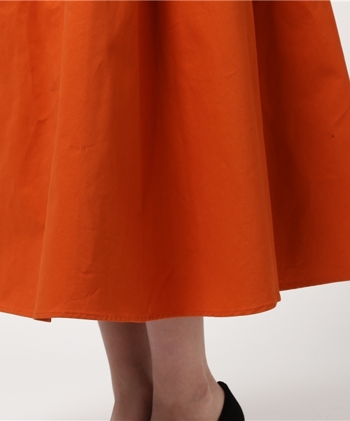 Ameri（アメリ）の「【STUDIOUS×AMERI】別注NATALIE 2WAY FLARE SKIRT（スカート・レディース・オレンジ/ネイビー・FREE）」の10枚目の写真