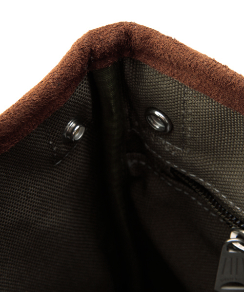 PORTER（ポーター）の「White Mountaineering×PORTER RING YARN BLANKET BORDER TOTE BAG（トートバッグ・メンズ・チャコールグレー/ブラウン・ONE SIZE）」の11枚目の写真