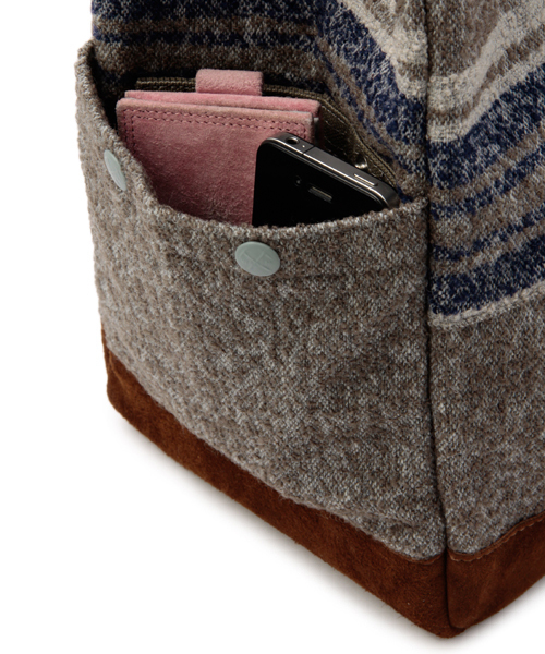 PORTER（ポーター）の「White Mountaineering×PORTER RING YARN BLANKET BORDER TOTE BAG（トートバッグ・メンズ・チャコールグレー/ブラウン・ONE SIZE）」の20枚目の写真