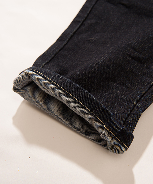 glamb（グラム）の「Sandy skinny denim（デニムパンツ・メンズ・インディゴブルー/ブラック・4/1/3/2/0）」の6枚目の写真