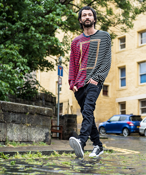 glamb（グラム）の「Sandy skinny denim（デニムパンツ・メンズ・インディゴブルー/ブラック・4/1/3/2/0）」の17枚目の写真