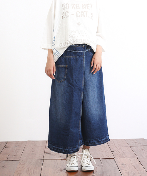 CUBE SUGAR（キューブシュガー）の「10オンスデニム リメイクラップデニムパンツ（デニムパンツ・レディース・ブルー/ワンウォッシュ・M/L）」の2枚目の写真