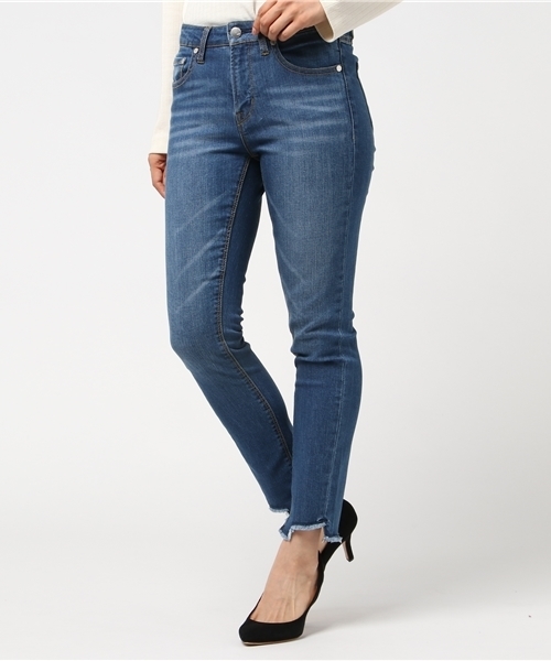 koe（コエ）の「ステップドヘムデニムスキニーパンツ（デニムパンツ・レディース・インディゴブルー/ダークインディゴブルー・L/M/S）」の17枚目の写真