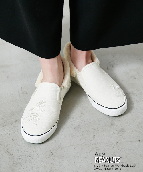SNOOPY×AU BANNISTER スリッポン SNOOPY×AU BANNISTER スリッポン