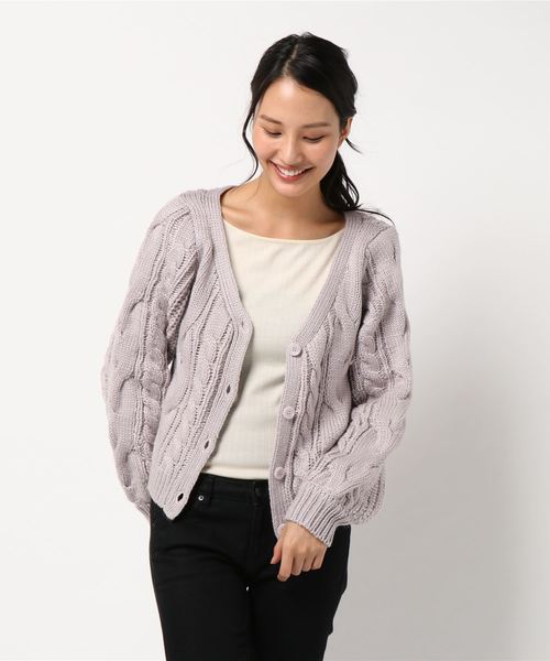 archives(アルシーヴ)の「2WAYケーブルカーデ(ニット/セーター・レディース・オフホワイト/グレー/ブルー/ピンク・MEDIUM)」の2枚目の写真