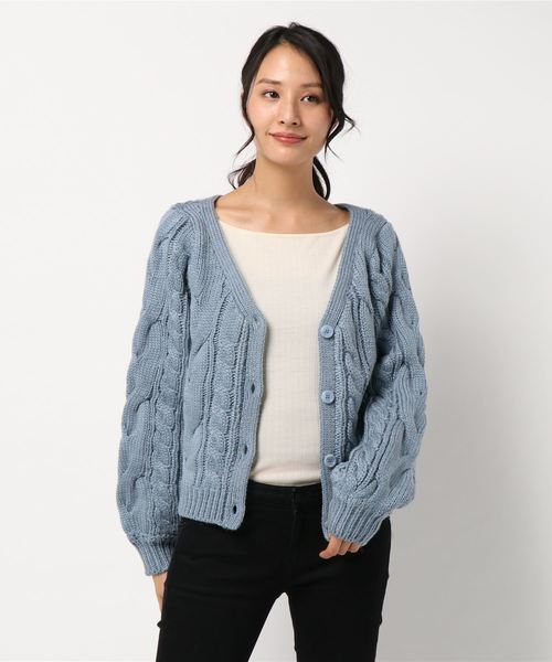 archives(アルシーヴ)の「2WAYケーブルカーデ(ニット/セーター・レディース・オフホワイト/グレー/ブルー/ピンク・MEDIUM)」の3枚目の写真