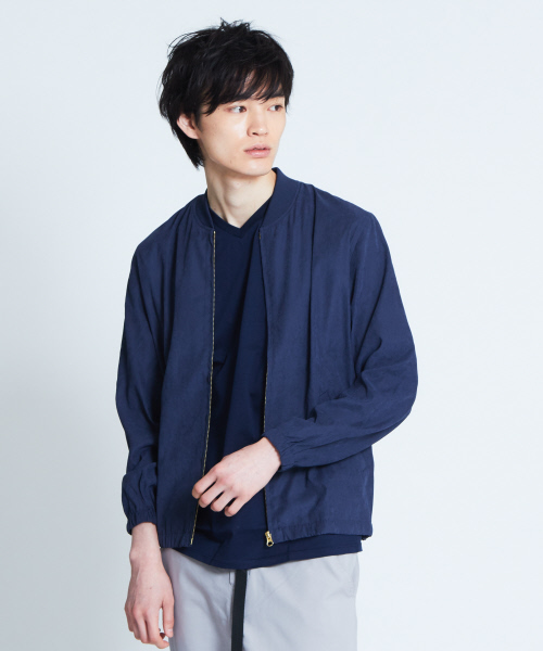 ABAHOUSE GRAY（アバハウスグレイ）の「【展開店舗限定】ピーチサテンブルゾン（ブルゾン・メンズ・ネイビー/カーキ・46/48/50）」の2枚目の写真
