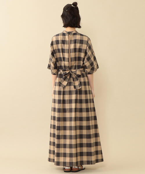 BEAUTY&YOUTH UNITED ARROWS（ビューティーアンドユースユナイテッドアローズ）の「BY∴ チェックバックオープンベルトワンピース -手洗い可能-（ワンピース・レディース・ブラック/パープル・SMALL/MEDIUM）」の19枚目の写真