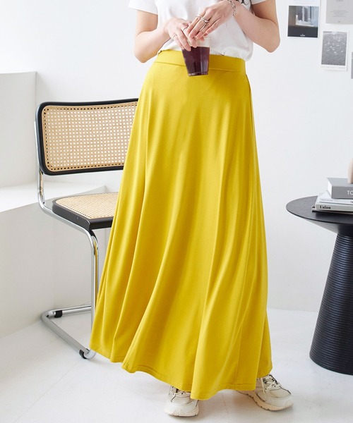 KOBE LETTUCE（コウベレタス）の「[ロング丈・マキシ丈]カットソーマキシフレアスカート（スカート・レディース・ブラック/ベージュ/ネイビー/オレンジ/ミント/モカ/イエロー系/チャコール/カーキ/グレー系1/ブラウン系/ブルー/プラム/ブルー系/テラコッタ/グレー系・2/1/L2/L1）」の15枚目の写真