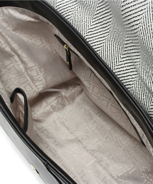 Soareak（ソアリーク）の「【DANIELLE NICOLE】JADIA SATCHEL（ショルダーバッグ・レディース・ブラック/ライトピンク・FREE）」の11枚目の写真