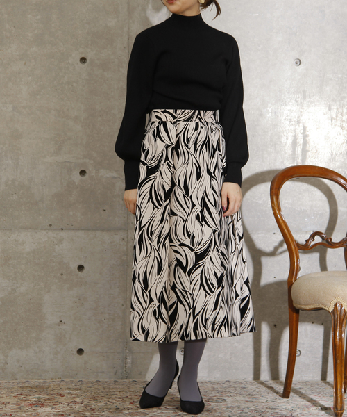 Tiara（ティアラ）の「袖ボリュームリブニット（ニット/セーター・レディース・ホワイト/ブラック/グレー系その他/パープル/ピンク/モカ/モスグリーン・FREE）」の11枚目の写真