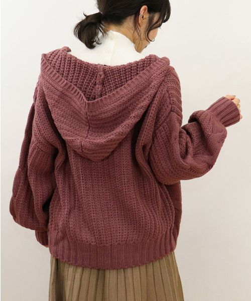 tiptop（ティップトップ）の「ケーブル編みジップフーディー（パーカー・レディース・アイボリー/ブラウン/グレイッシュベージュ/スモークピンク・FREE）」の16枚目の写真
