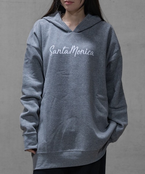 JOHN'S CLOSET（ジョンズクローゼット）の「【40I】裏起毛　プリント　ビッグシルエット プルパーカー（パーカー・メンズ・ホワイト系その他/ホワイト系その他2/ホワイト系その他3/ブラック系その他/ブラック系その他2/ブラック系その他3/ブラック系その他4/ブラック系その他5/グレー系その他/グレー系その他2/グレー系その他3/グレー系その他4/グレー系その他5/グレー系その他6/ベージュ系その他/ベージュ系その他2/ブルー系その他/ブルー系その他2/ピンク系その他/ピンク系その他2・MEDIUM/LARGE/X-LARGE）」の9枚目の写真