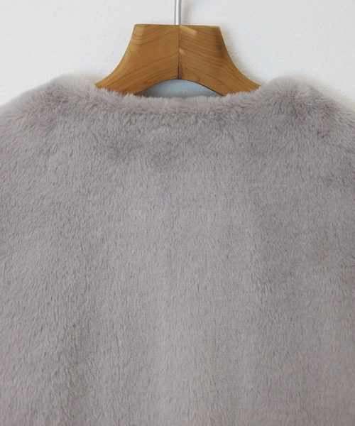 【新品】 jouetie ジュエティ フェイクファー ノーカラージャケット M 大特価】ベージュ フェイクファージャケット ノーカラーフェイク
