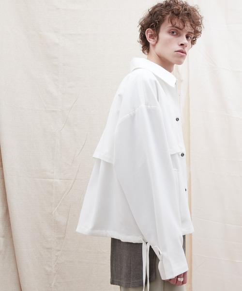 EMMA CLOTHES（エマクローズ）の「オーバーサイズ 袖ボリューム オーバーサイズ フライト コーチ ジャケット/CPOショート/ヨーク/ロングブルゾン EMMA CLOTHES（ブルゾン・メンズ・ブラック/ネイビー/ブラウン系その他4/ベージュ系その他3/ブルー系その他2/ブラック系その他/グレー系その他5/グレー系その他2/ブラウン系その他2/ブルー系その他3/ベージュ系その他/グレー系その他4/グレー系その他/ブラウン系その他/ブラウン系その他3/グレー系その他3/グレー系その他6/ブルー系その他4/ベージュ系その他4/ブルー系その他/ブラック系その他2/ブラウン系その他5/ベージュ系その他2/ライラック/ホワイト/ライトグレー・S/M/L/Lsize/Msize/FREE）」の2枚目の写真