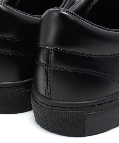 MOUSSY（マウジー）の「PLAT LEATHER SNEAKER（スニーカー・レディース・ブラック/ホワイト・LARGE/SMALL/MEDIUM）」の9枚目の写真
