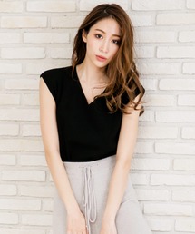 美品SOEJU⭐︎Vネック フレンチスリーブニット 美品SOEJU⭐︎Vネック フレンチスリーブニット - メルカリ