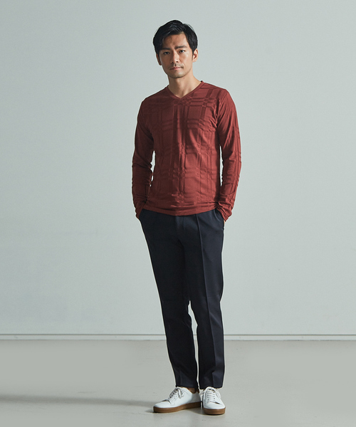 ABAHOUSE GRAY(アバハウスグレイ)の「【展開店舗限定】チェック ジャガード Vネック 長袖 Tシャツ(Tシャツ/カットソー・メンズ・ホワイト/ネイビー/ブラック/グリーン/ボルドー・46/48)」の7枚目の写真