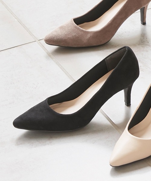 KOBE LETTUCE（コウベレタス）の「ポインテッドトゥ7ｃｍヒールパンプス（パンプス・レディース・ブラック/ベージュ/ターコイズブルー/シルバー/ラベンダー/ホワイト系その他/ブラック系その他/オレンジ系その他/グレイッシュベージュ/マスタード/アイボリー/ブラウン系その他/ブラック系その他2/ベージュ系その他/グリーン系その他3/その他/キャメル・LL/S/M/L）」の6枚目の写真