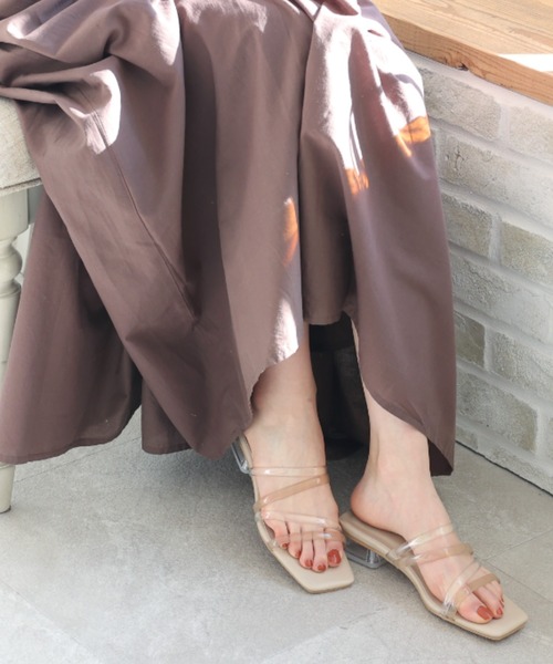 VIVIAN(ヴィヴィアン)の「クリアヒールスクエアトゥメニー華奢ストラップサンダル(サンダル・レディース・ブラック/ベージュ/アンティークゴールド/ブラック系その他2/ホワイト系その他5/パイソン/キャメル/ホワイト×ライム/クリアブラック/イエローゴールド/グリーン/オリーブ×ブラック/イエロー/ライトグレー/シルバー・LL/S/M/L)」の21枚目の写真