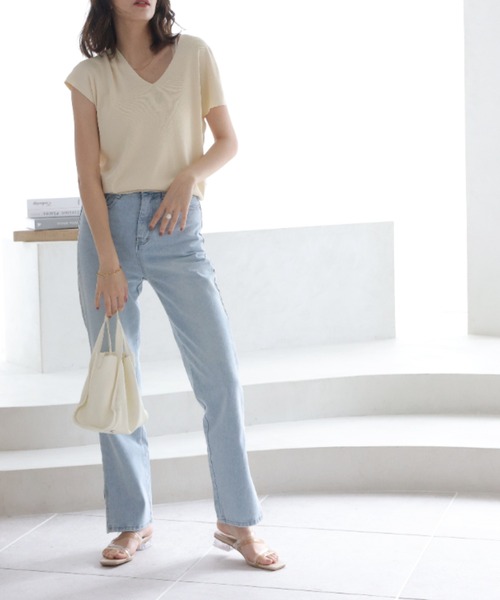 VIVIAN(ヴィヴィアン)の「クリアヒールスクエアトゥメニー華奢ストラップサンダル(サンダル・レディース・ブラック/ベージュ/アンティークゴールド/ブラック系その他2/ホワイト系その他5/パイソン/キャメル/ホワイト×ライム/クリアブラック/イエローゴールド/グリーン/オリーブ×ブラック/イエロー/ライトグレー/シルバー・LL/S/M/L)」の17枚目の写真