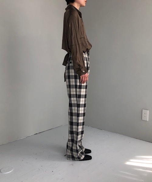 極美品◆高級 ONLY PREMIEO ワンタックスラックス 44 チェック柄 スラックス ワンタック メンズ 千鳥柄 春夏 ウエスト調節 伸びる
