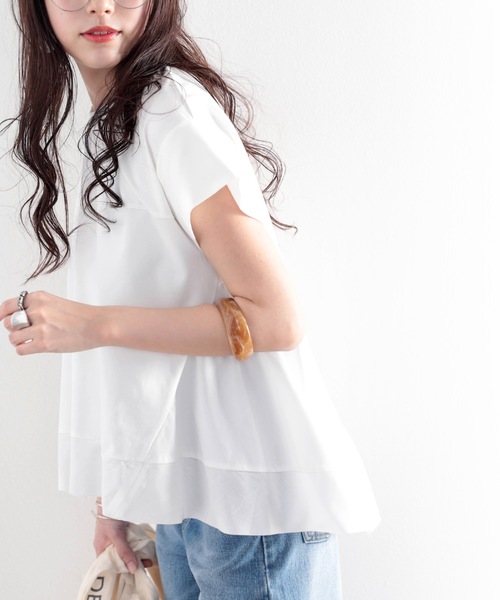 classicalelf（クラシカルエルフ）の「裾ふわり。大人レディ、裾フレアクルーネックカットソー（Tシャツ/カットソー・レディース・ブラック/カーキ/グレイッシュベージュ/ホワイト/モカ・XXX-LARGE/MEDIUM/X-LARGE）」の6枚目の写真