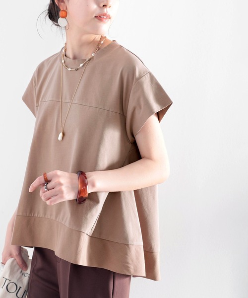 classicalelf（クラシカルエルフ）の「裾ふわり。大人レディ、裾フレアクルーネックカットソー（Tシャツ/カットソー・レディース・ブラック/カーキ/グレイッシュベージュ/ホワイト/モカ・XXX-LARGE/MEDIUM/X-LARGE）」の15枚目の写真