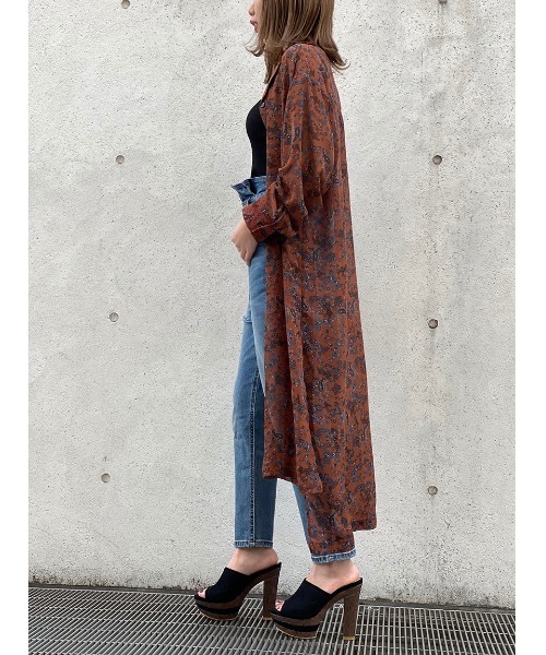 one way（ワンウェイ）の「ペイズリーシアーガウン（その他アウター・レディース・ホワイト/ブラウン/ネイビー・FREE）」の16枚目の写真
