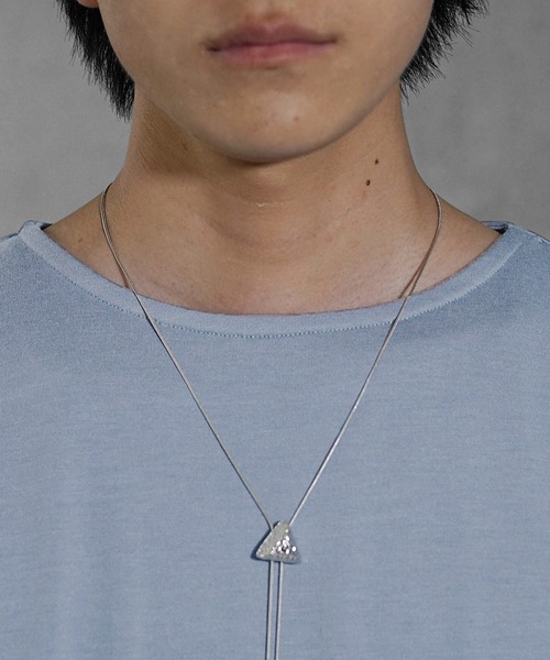 MinoriTY（マイノリティ）の「【MinoriTY】アシンメトリードルマンスリーブ半袖Tシャツ ビッグシルエット メンズ 夏服 無地 ルーズシルエット（Tシャツ/カットソー・メンズ・グレー/ブルー/モカ/ホワイト/グリーン系その他/ベージュ系その他/ブラック・M/L）」の18枚目の写真