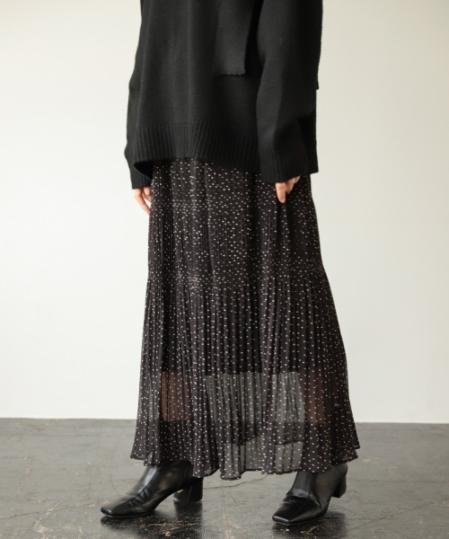 LOWRYS FARM（ローリーズファーム）の「マジョリカスカート　892581（スカート・レディース・ブラック/ブラック系その他/ブラウン系その他/アイボリー/ブルー/ブラウン/ドット・FREE）」の7枚目の写真