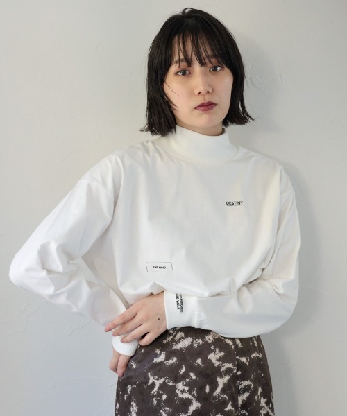 Pageboy ページボーイ の ハイネックランダムロゴt プリントロンt Tシャツ カットソー Wear
