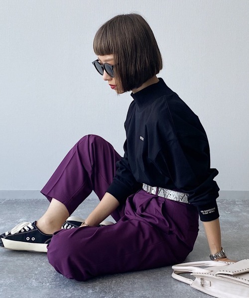 PAGEBOY(ページボーイ)の「ハイネックランダムロゴT /プリントロンT(Tシャツ/カットソー・レディース・オフホワイト/ブラック・FREE)」の8枚目の写真