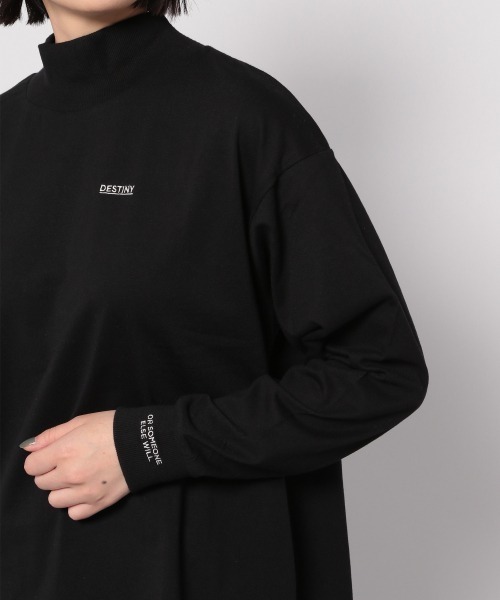 PAGEBOY(ページボーイ)の「ハイネックランダムロゴT /プリントロンT(Tシャツ/カットソー・レディース・オフホワイト/ブラック・FREE)」の13枚目の写真
