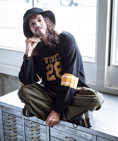 glamb(グラム)の「Vinyl club football knit / バイナルクラブフットボールニット(ニット/セーター・メンズ・ワインレッド/ブラック・M/L/S)」の22枚目の写真