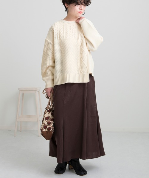 Ambre Neige(アンブルネージュ)の「切り替えケーブルニット【WEB/EC限定商品】(ニット/セーター・レディース・モカ/ナチュラル・FREE)」の5枚目の写真