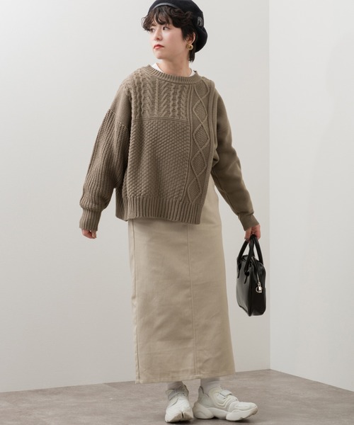 Ambre Neige(アンブルネージュ)の「切り替えケーブルニット【WEB/EC限定商品】(ニット/セーター・レディース・モカ/ナチュラル・FREE)」の21枚目の写真
